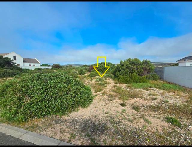LAND FOR SALE IN GOLDEN MILE